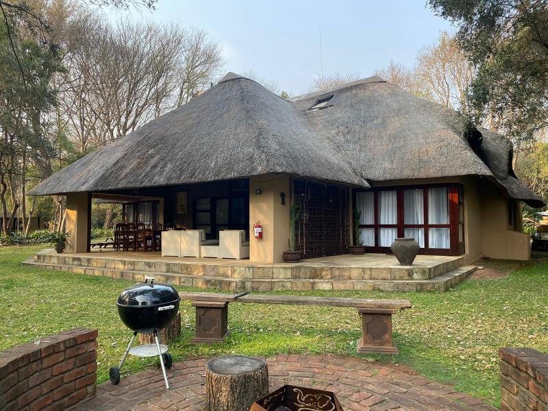 4 Bedroom Property for Sale in Lakeland North West